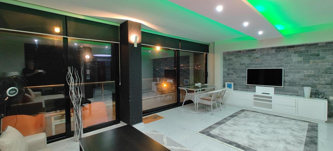 Amazing Seaview Flat Apartment คูซาดาซี ภายนอก รูปภาพ